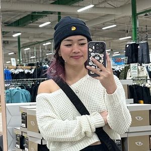 Meet your Posher, Megan